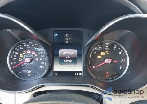 2018 Mercedes-Benz C 300 из США, поврежденный, VIN 55SWF4JB3JU241794